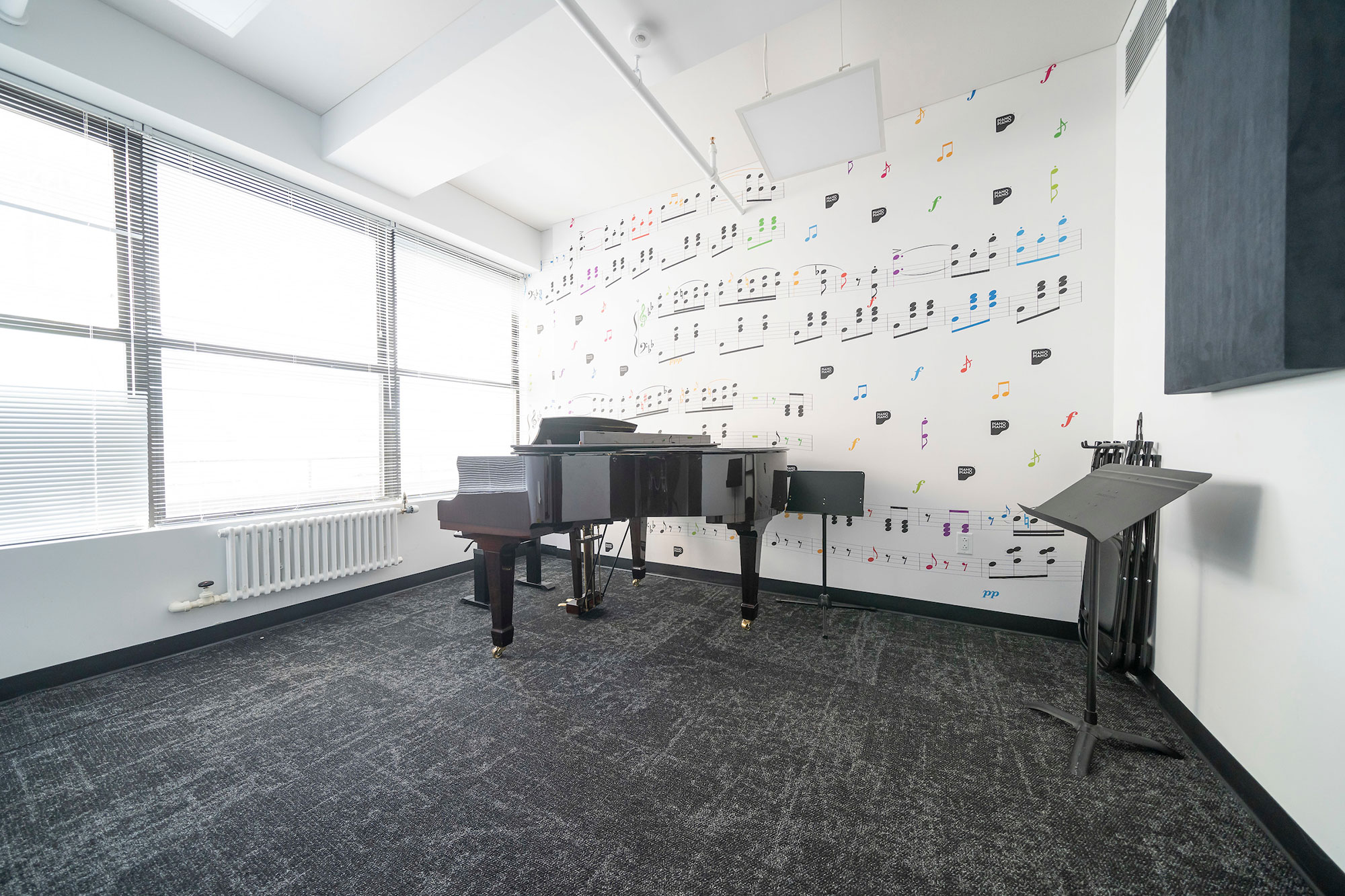 Verdi Rehearsal Studio at PianoPiano Rehearsal Studios